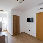 M * Seget Vranjica